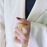 Geschichteter Twill-Ring – Gold
