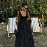 Hortensia | Damen A-Linien Kleid mit V-Ausschnitt und taillierter Weste – Schwarz