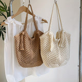Handgefertigte Häkel-Tasche – Große Boho-Strandtasche mit Quaste – Creme