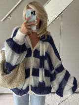 Gemütlicher gestreifter Strickcardigan – Marineblau & Weiß
