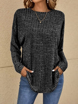 Eleganter mischpullover – mit weitem rundhalsausschnitt und langen armeln – Schwarz