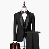 Herren Anzug dreiteilig mit rotem Besatz und Schalkragen – Schwarz / 2 Pcs Satz