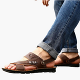 Bequeme orthopädische Sandalen für Herren - robust & komfortabel – Braun