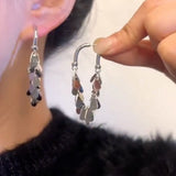 Pailletten-Ohrringe mit Quasten – Silber