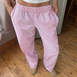 Damenhose – Hohe Taille – Weite Beine – Elastischer Bund – Leicht und lässig – Rosa