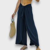 Narella – Sommerhose mit Wickeleffekt und Bindegürtel – Blau