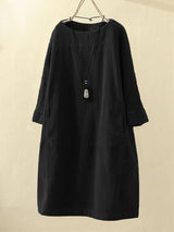 ELESA - Kleid aus Cord – Schwarz