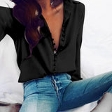 Damen nan seidige V-Bluse mit verdeckter Stoffknopfleiste und legerer Passform Drune – Schwarz