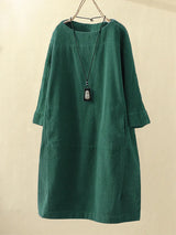 ELESA - Kleid aus Cord – Grün
