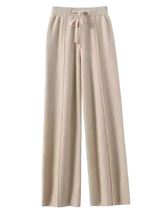 ELVINA – DIE STRICKHOSE MIT WEITEM BEIN FÜR STILVOLLE GEMÜTLICHKEIT – Hellbraun