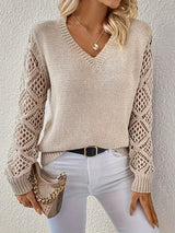 Elizabeth | Weicher V-Ausschnitt Pullover – Beige