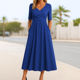 Monique | Kurzärmliges Crossover-Kleid – Marineblau