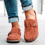 Lina - Lässige Wildleder-Slipper mit Schnalle und Stil. – Niranja