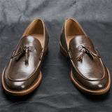 Victor - Braune Leder-Slipper mit Quaste und raffiniertem Stil – Braun