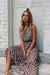Luna - Ärmelloses Maxikleid mit Tupfen – Kaffee