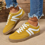Nora - Gelbe Retro-Turnschuhe mit Schnürsenkeln und einzigartigem Stil – Gelb