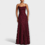 Kairi - Elegantes Maxikleid mit Blumenspitze und Spaghetti-Trägern – Rot