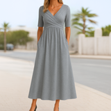 Monique | Kurzärmliges Crossover-Kleid – Grau