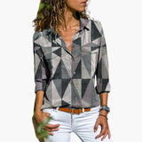 Fließende Bluse mit Blumenmuster - Damen Sommerlook – Grau