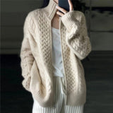 Gemütliche Damen Strickjacke | mit Reißverschluss – Beige