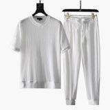 Männer Plissee Zweiteiler mit Rundhals T-Shirt und Jogginghose – Weiß