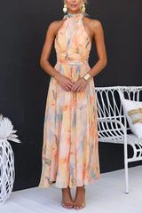 Ava - Midikleid mit Neckholder – Orange