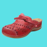 Aerina - Flache, gepolsterte Mules – Rot