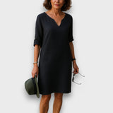 Lisette – Schlichtes Kleid mit V-Ausschnitt – Schwarz