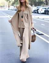 Evie - Stilvolles, locker sitzendes dreiteiliges Set für Damen – Khaki