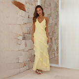 Latresia - Modern und Elegant: Neckholder-Kleid – Gelb