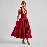 Dahlia - Stilvolles ärmelloses Kleid mit V-Ausschnitt und Neckholder – Rot