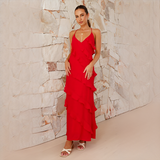 Latresia - Modern und Elegant: Neckholder-Kleid – Rot