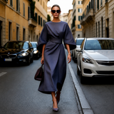 Sonia - Elegantes Kleid mit auffälligen Ärmeln – Marineblau