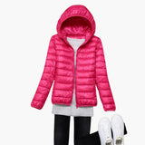 Ultraleichte Daunenjacke mit Kapuze für Damen – Rosenrot