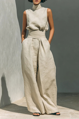 Nerina - Ärmelloser Jumpsuit mit weitem Bein – Beige