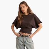 Sophia | T-Shirt mit weitem Ärmel und Ikonendesign – Braun