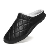 Unisex Slippers – Der perfekte Begleiter für den Winter – Schwarz