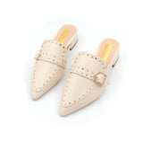 Bianca | Elegante Pantoletten mit Quadratabsatz und Nieten – Beige