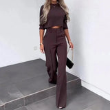 Thalenya – Stilvolles Set aus bauchfreiem Oberteil und Hose – Dunkelbraun