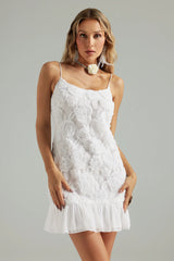Kurzes Kleid mit 3D-Blumenmuster und Spaghettiträgern für Damen – Weiß