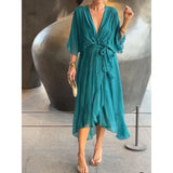 Damenkleid mit V-Ausschnitt | Stilvoller Seidenchiffon – Pfauenblau
