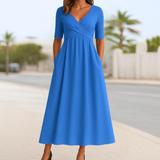 Monique | Kurzärmliges Crossover-Kleid – Hellblau