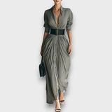 Marlenia – Maxikleid mit Kragen und Bindegürtel – Grau