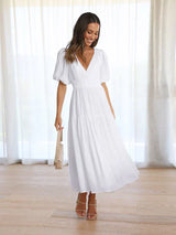 Abiah – Elegantes Midikleid mit Puffärmeln – Weiß