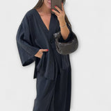 Jacqueline - Lässiges V-Ausschnitt Oberteil mit passender Hose – Marineblau