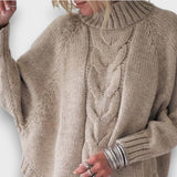 Leandra – Klassischer Rollkragenpullover mit Zopfmuster – Beige