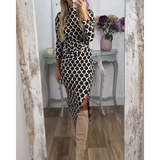 Sheryl - Fischschuppen-Halstuchkleid – Schwarz