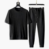 Männer Plissee Zweiteiler mit Rundhals T-Shirt und Jogginghose – Schwarz