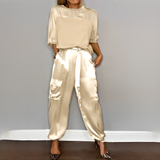 Zaida - Elegantes und durchdachtes Damen-Set – Beige
