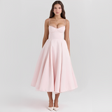 Zendaya - Stilvolles Kleid mit doppelter Schicht – Rosa